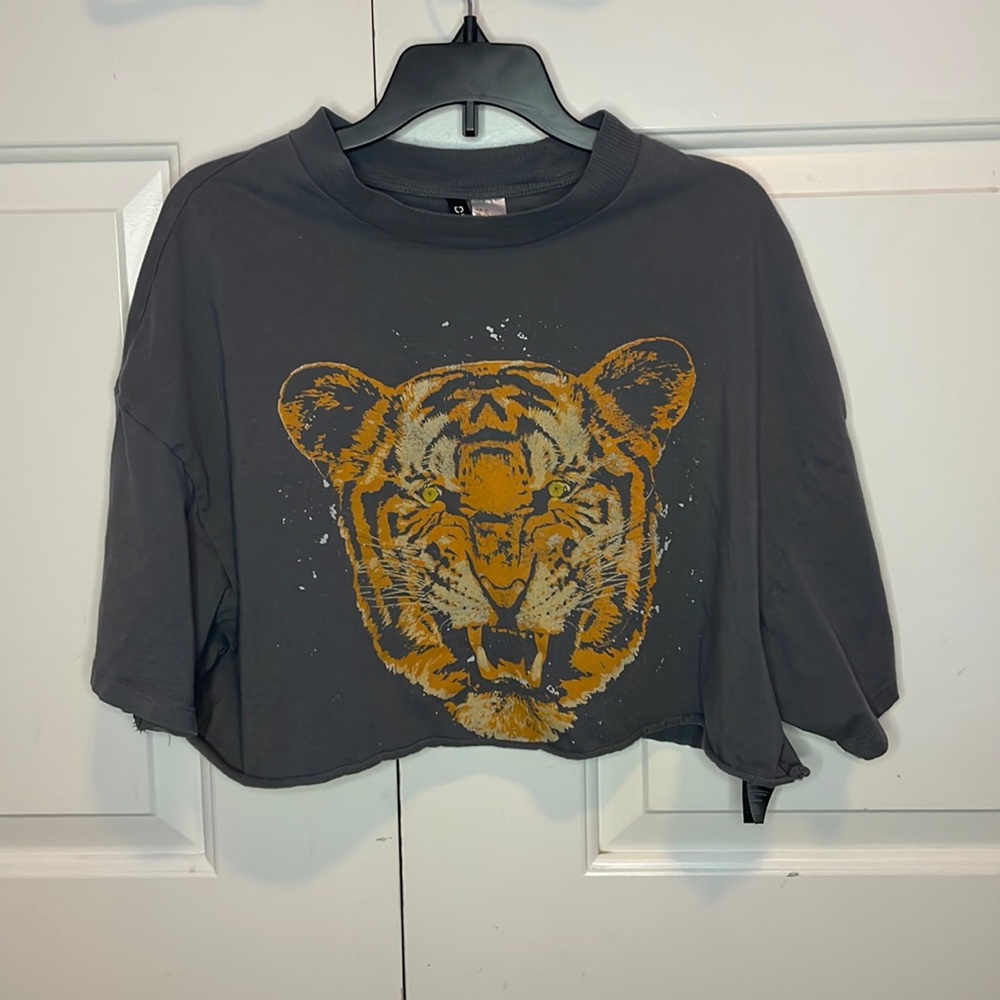 Dark grey shirt from H&M brand:Divided